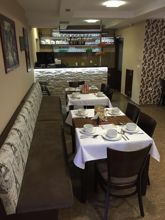 Penzion Stefarez New Veľký Meder 外观 照片