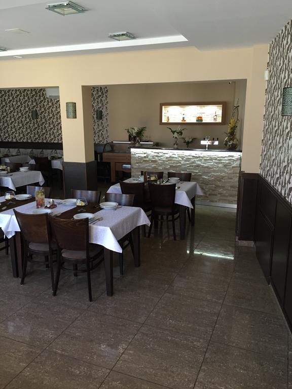 Penzion Stefarez New Veľký Meder 外观 照片
