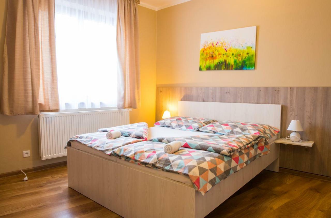 Penzion Stefarez New Veľký Meder 外观 照片